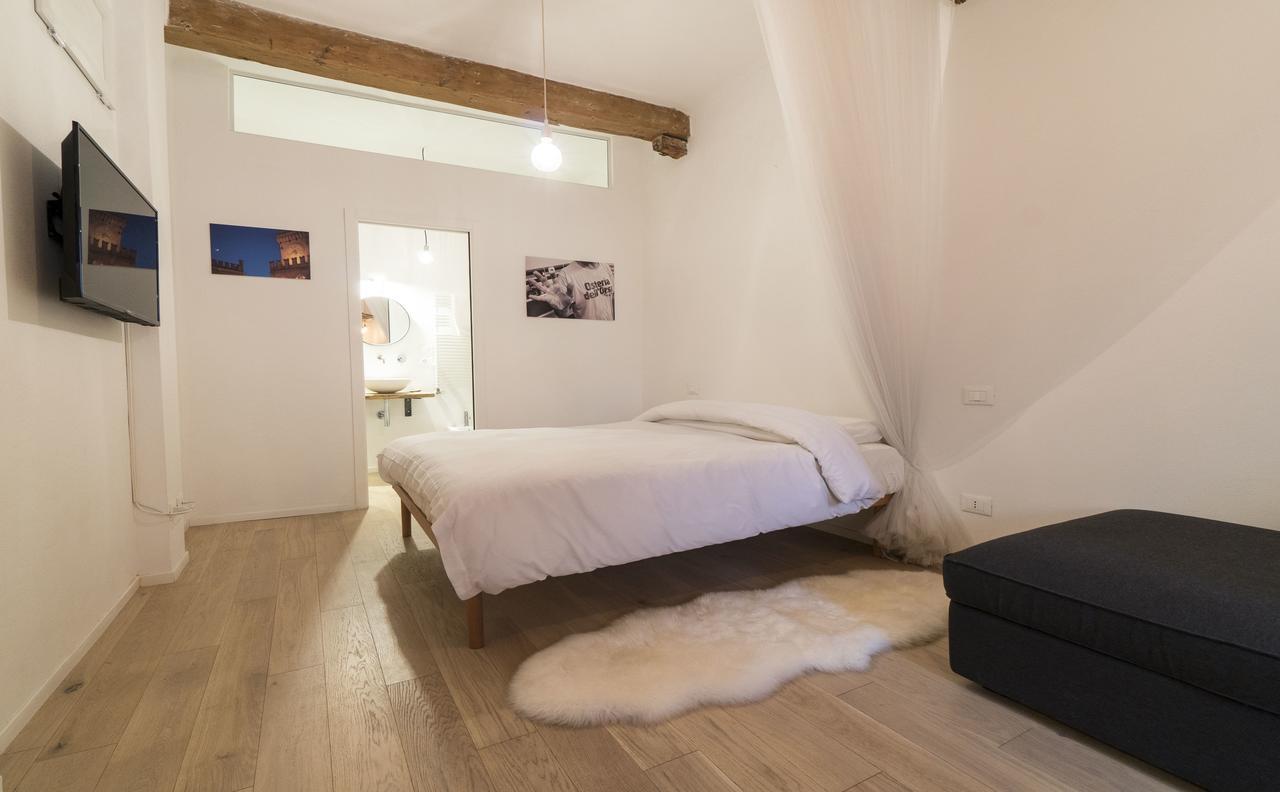 Lovely Studio D'Azeglio By Studio Vita 博洛尼亚 外观 照片